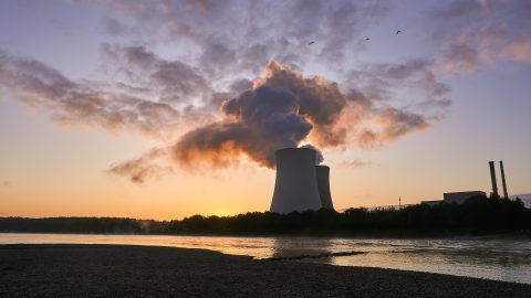 Schulpreis für kritische Auseinandersetzung mit Atomkraft