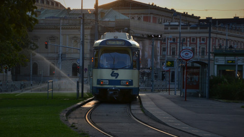 Badner Bahn: Taktverdichtung brachte Fahrgastzuwachs