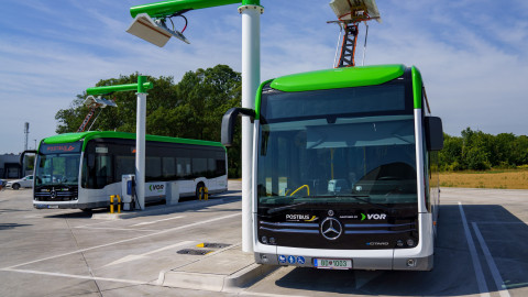 Klimafreundliche E-Busse im südlichen Weinviertel