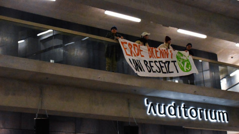 Nächster Hörsaal besetzt