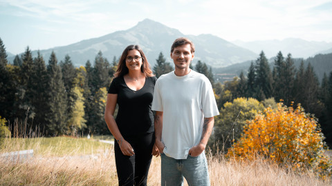 smavi macht mit seinen innovativen smaviCases Visitenkarten aus Papier überflüssig
